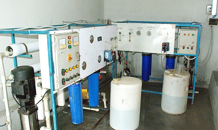 RO Plant (Drinking Water Filtration)