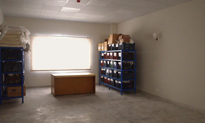 Sample Record Room (2)